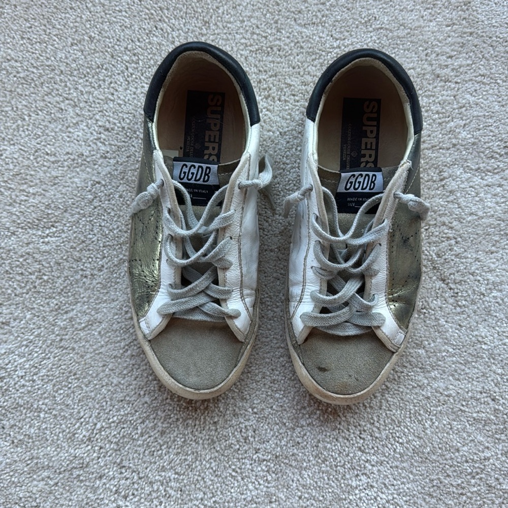 Golden Goose Superstar sneakers with perforated star size 7
